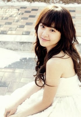 Moon Geun Young